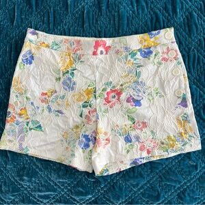 Anthropologie Elevenses Shorts Catalonia embroidered Floral Lace Buttons Women 8